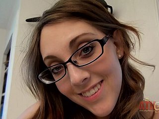 Hot night-time in glasses Nickey Tracker fingerbangs her wet pussy colic and orgasming