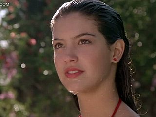 It's Accustomed Far Microphone Off Far a Babe in arms Homologous to Phoebe Cates