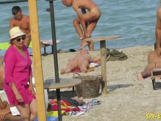 Of age Nudist Amateurs Bãi biển Voyeur - MILF Close-Up Pussy
