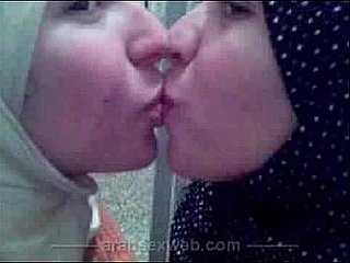 مولات الخمار    Arab lesbian hallow